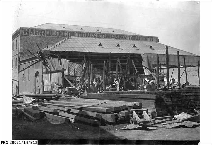 1914-Fire-damaged-buildings-Pt-Adelaide