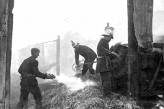 1913-Firemen-fighting-fire-hay-shed-CROP