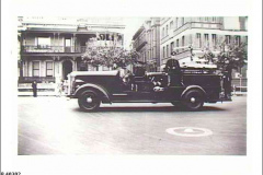 1949-FB-No-1-pump-Kintore-Ave