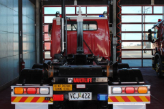 Pt-Lincoln-Hook-Truck-rear