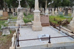 1_Hedger-Grave-site-4