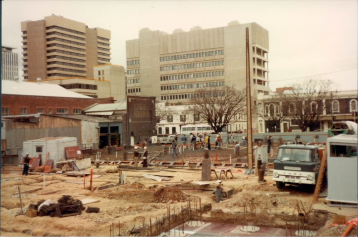 1983-15-0026-Small