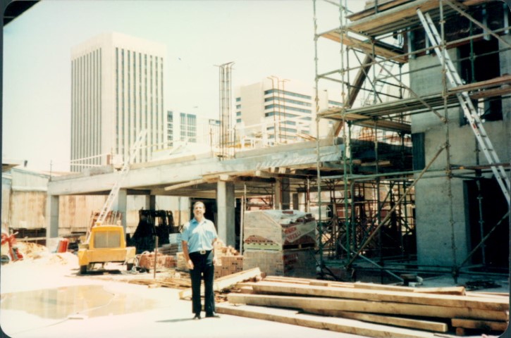 1983-2-0016-Small
