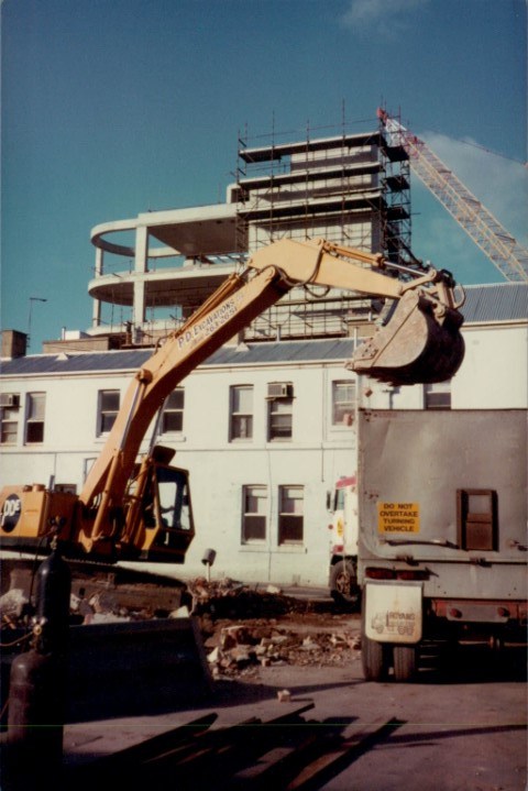 1983-7-0001-Small