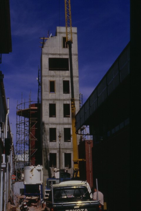 1984-1-0013-Small