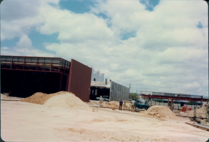 1984-1-0015-Small