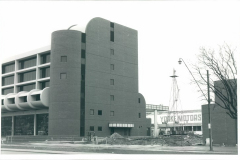 1983-4-0006-Small