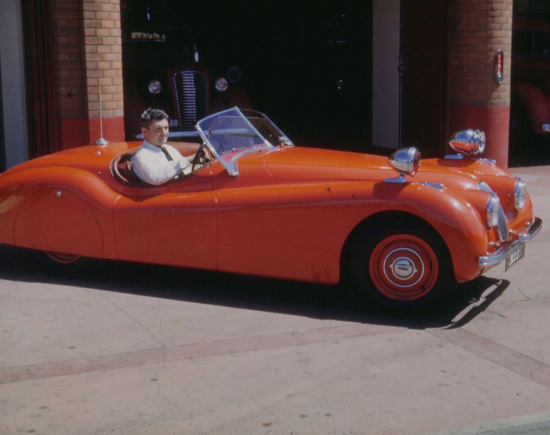 Vintage-CO-Jaguar