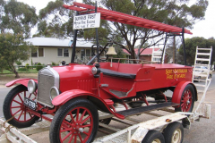 Vintage-Burra-Model-T-Ford