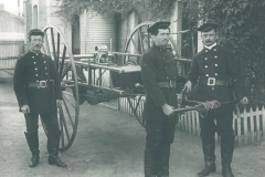 Vintage-Hose-cart-1